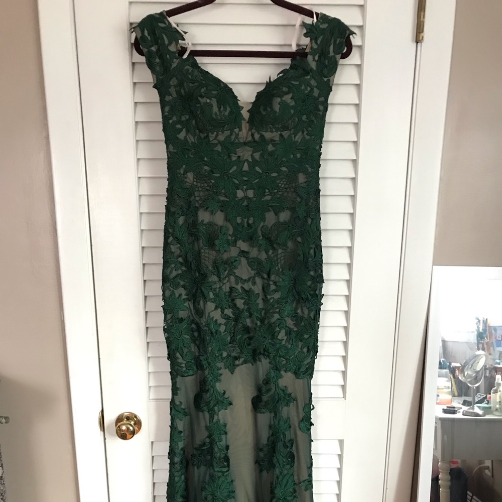 Green Zoey Grey Lace Off the Shoulder Prom Dress
